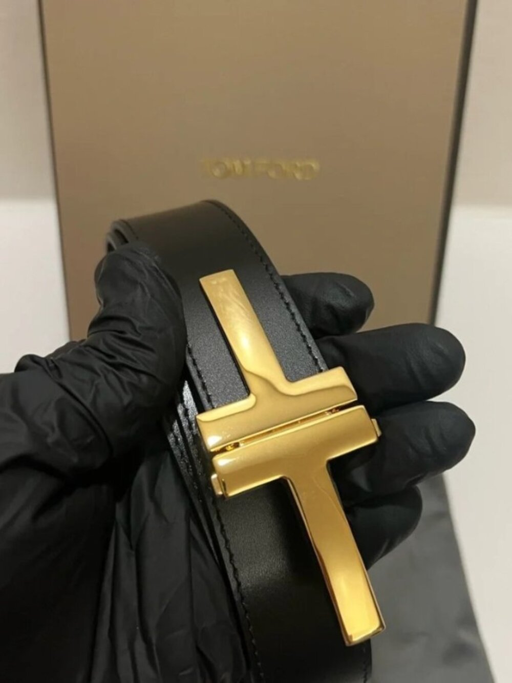Tom Ford Smooth Leather TT Belt Gold T Buckle Size W/ Box & Dust Bag 36' Waist - Picture 6 of 8